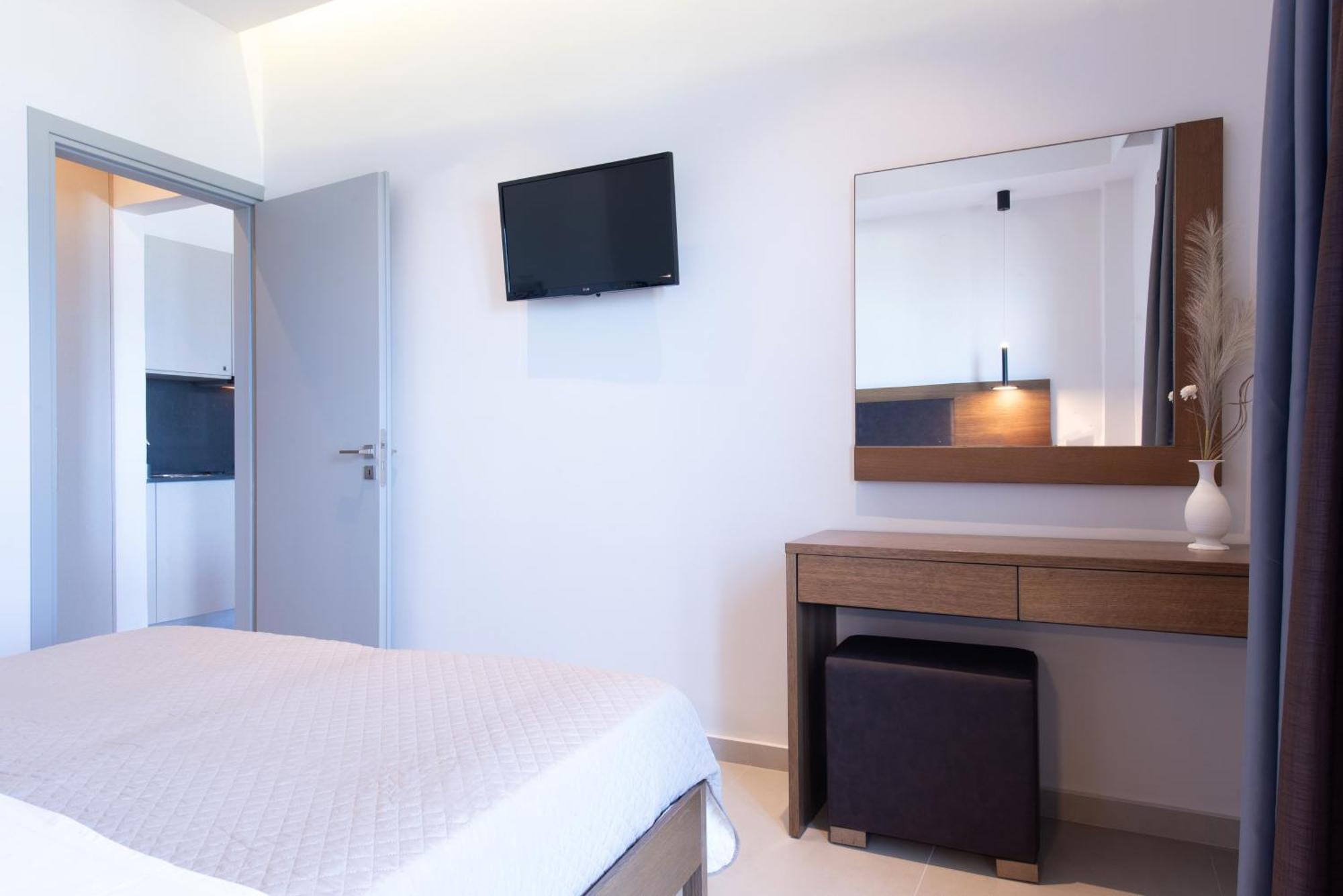 Panasia Seaview Apartments Kokkini Hani Екстериор снимка